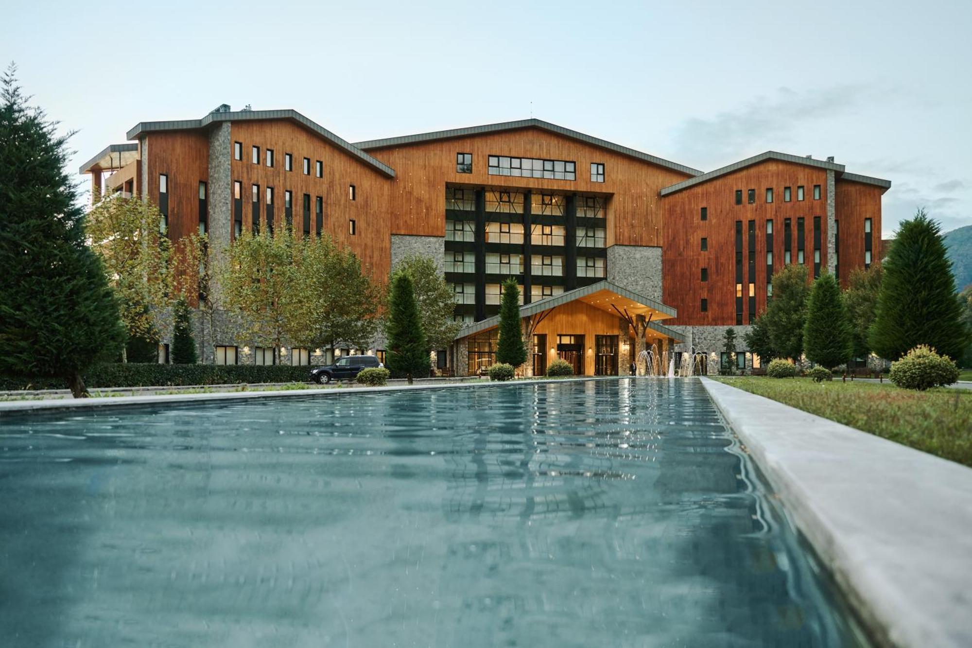 Chenot Palace 가발라 외부 사진
