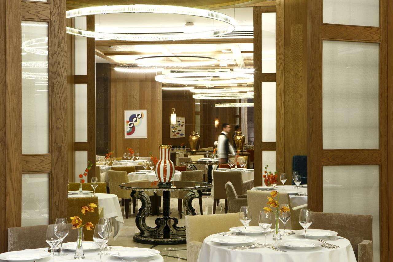 Chenot Palace 가발라 외부 사진